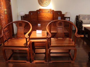 用心保养成就实木家具之美,凯迪带来保养指南