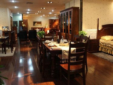 如何给实木家具选择合适的“化妆品”?